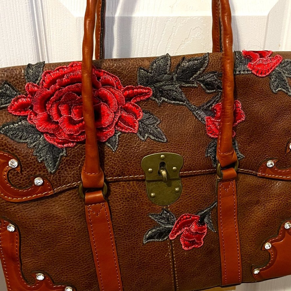 Patricia Nash leather purse